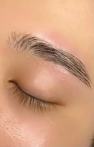 アイブロウ 尻池 愛香のマツエク・マツパデザイン