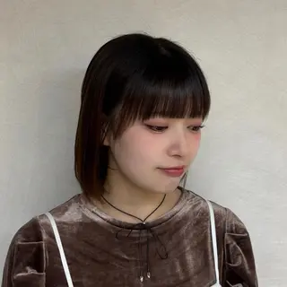 ミディアム Iris by artina 武蔵小杉店【イリス バイ アルティナ】所属・🎼レイヤー/顔周り カット/nene♬のヘアスタイル