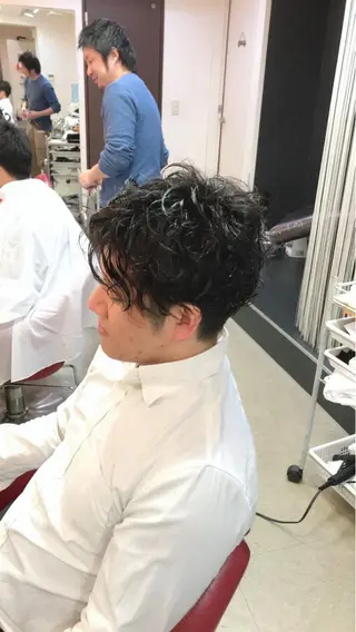 ショート パーマ メンズ 渋谷宮益坂 omoのヘアスタイル
