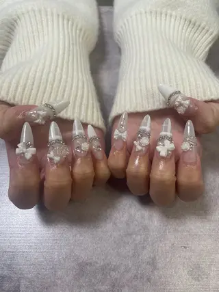 ネイル rino  nail所属・坂上 詩織のネイルデザイン