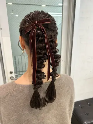 ヘアアレンジ 透明感カラー・ 髪質改善🩵イケダのヘアスタイル