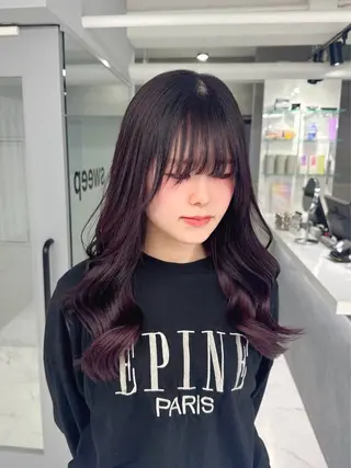 セミロング Mana/ハイトー ン/レイヤー/ウルフのヘアスタイル