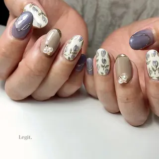 ネイル Legit nail salonのネイルデザイン