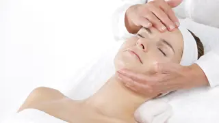 SALON Belluce【ベルーチェ】所属・中村 萌々のエステ・リラクイメージ