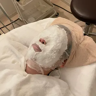 メンズ アピタ千代田橋店 POLA THE BEAUTY所属・エステ ツヤ肌 マッサージ POLAのエステ・リラクイメージ