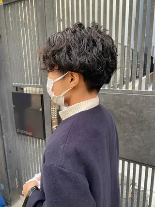 ショート ウルフカット／吉村 桃子のヘアスタイル