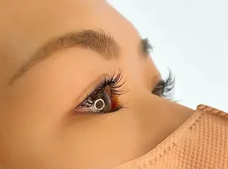 マツエク・マツパ hairLOOP所属・西院LOOP sayakaのヘアスタイル