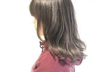 カラー セミロング 竹内啓太 ボブのヘアスタイル