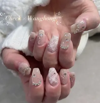 ネイル LAVISH nanamiのネイルデザイン