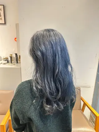 ロング カラー EARTH AOBADAIのヘアスタイル