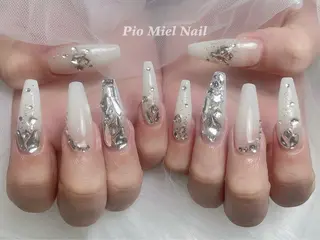 ネイル Pio Mielのネイルデザイン