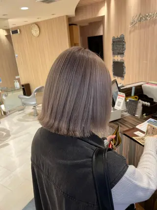 カラー 久永 菫のヘアスタイル