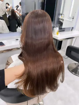 セミロング カラー ヘアアレンジ Ella所属・nana【艶髪】/ レイヤー/縮毛矯正のヘアスタイル