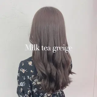 セミロング カラー ヘアアレンジ 韓国レイヤー🕊️ 柔らかベージュ🧸のヘアスタイル