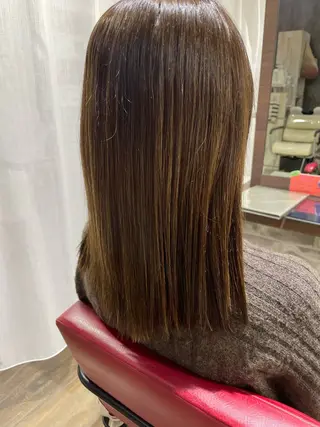 セミロング 兼松 美香のヘアスタイル