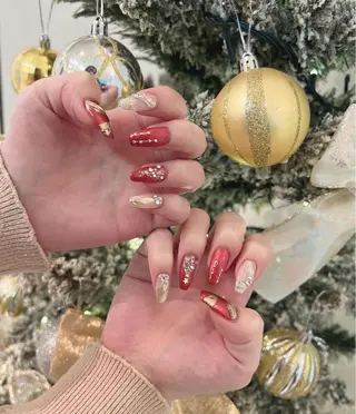 ネイル Zir nail 津田沼店所属・☁️ ゆい 🧸💛のネイルデザイン