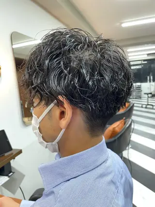 ショート パーマ メンズ 守屋 寿哉のヘアスタイル
