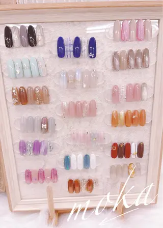 ネイル 胡蝶蘭レディースサロ ンNailMOKAのネイルデザイン