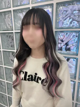 ロング 三尾 樺緒のヘアスタイル