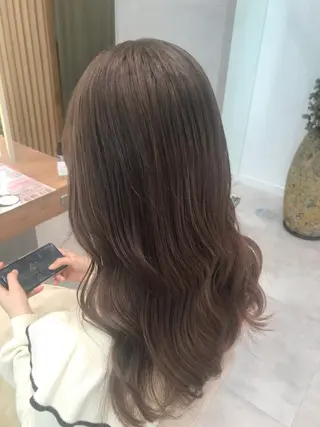 セミロング カラー 木野田 萌のヘアスタイル