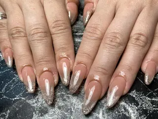 ロング ネイル ✴︎ Delightのネイルデザイン