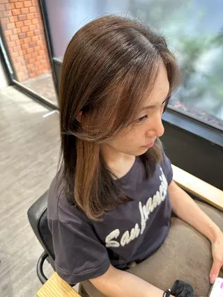 セミロング カラー 艶髪レイヤー上田 紗也🇰🇷💗のヘアスタイル