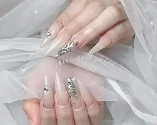 ネイル shineジェル& チップ長さだしのネイルデザイン