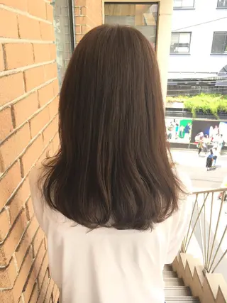 セミロング カラー 北條 優輝のヘアスタイル