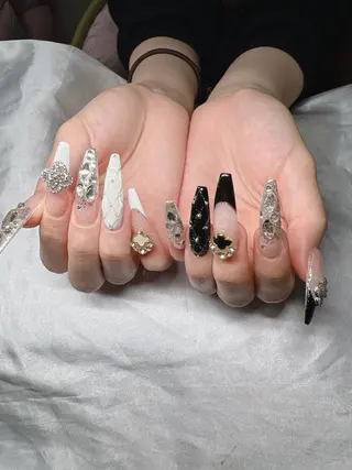 ネイル Lee Nailsのネイルデザイン