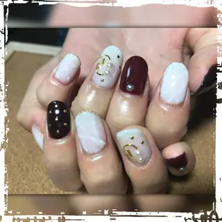 ネイル ECLAT エクラ所属・寺山 千鶴のネイルデザイン