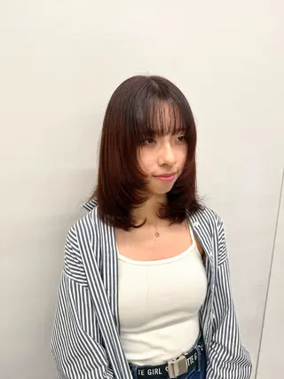 ミディアム カラー ヘアアレンジ 顔まわりカット の達人のヘアスタイル
