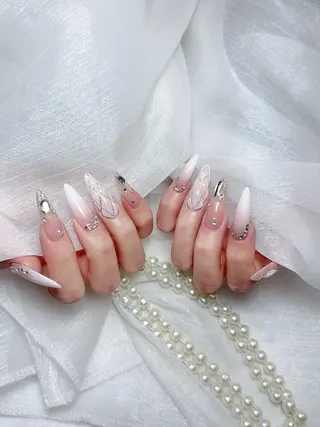 ネイル ENsalon akiのネイルデザイン