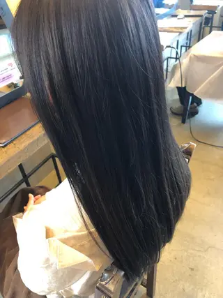 セミロング 相原 美咲のヘアスタイル