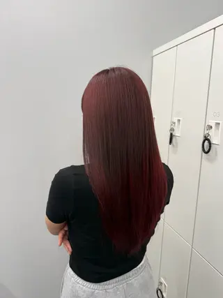 セミロング SARINA ROCCO3rdのヘアスタイル