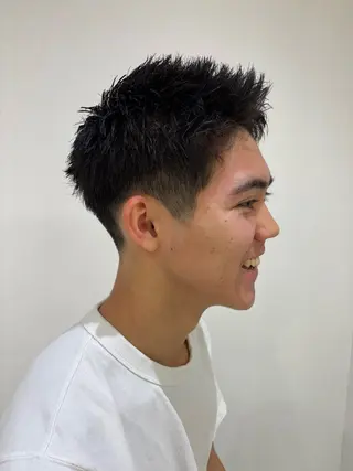 パーマ メンズ メンズパーマ/ スパイキー/フェードのヘアスタイル