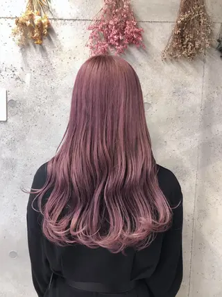 ロング カラー wakana 【ブリーチカラー】のヘアスタイル