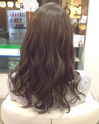 ロング カラー パーマ 榎園 由美のヘアスタイル