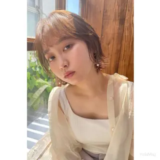 ショート カラー 岩間 香純のヘアスタイル