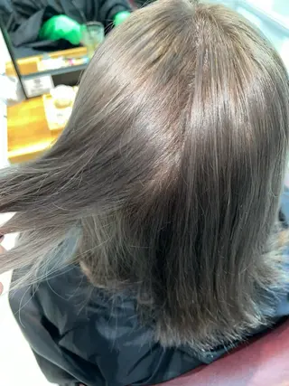 ミディアム カラー 流山おおたかの森 林悠仁のヘアスタイル