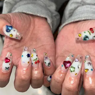 ネイル MODA MANAMIᵕ̈のネイルデザイン