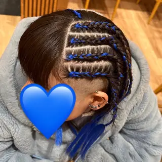 ミディアム ヘアアレンジ Hair salon TOMMY所属・♮やっしー♮ 🌈派手髪🌈のヘアスタイル