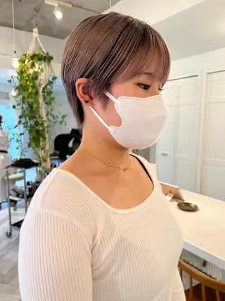 ショート ブリーチカラー🎀 韓国風/寺門美優のヘアスタイル