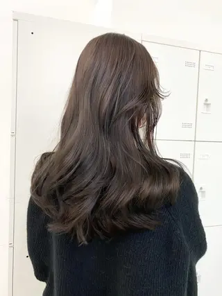 ロング カラー 上品モテヘア🩶 karen🩶のヘアスタイル