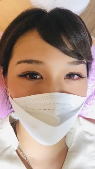 カラー パーマ キッズ マツエク・マツパ 伊藤名紬 マツエク専門のマツエク・マツパデザイン