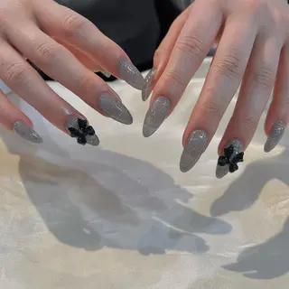 ネイル 友田 晴香のネイルデザイン