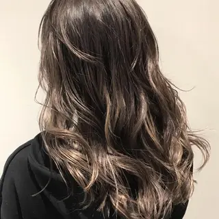 ミディアム カラー AMI Hair  supply所属・髪質改善カラー 韓国風レイヤーのヘアスタイル