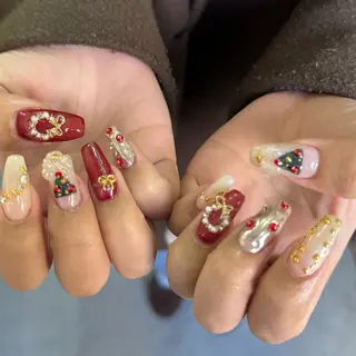 セミロング 小川 柚香のネイルデザイン