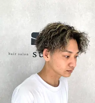 カラー パーマ メンズ suiw所属・濱口 健慎のヘアスタイル