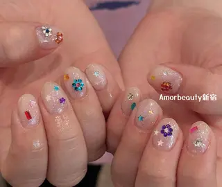 ネイル Kaka_ パラジェル、長さだしのネイルデザイン