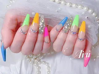 ネイル ネイルサロンAiri 長さ出し·シンプルのネイルデザイン
